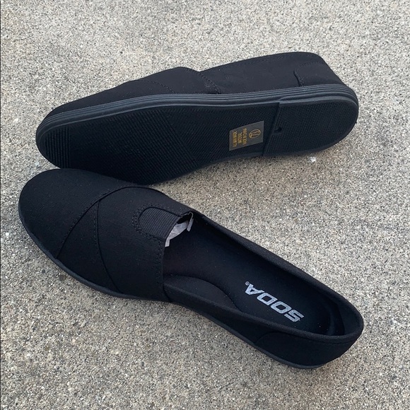 Soda Soft Cushion Insole Slip On Shoes - Picture 4 of 4